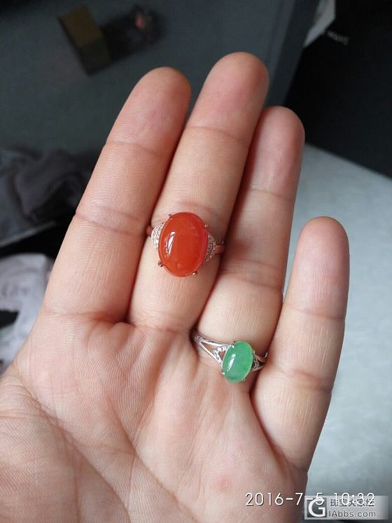 红色好正好美，当然了手漂亮就更美了_玉髓玛瑙