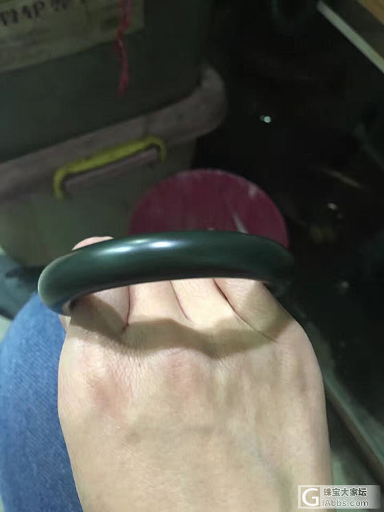没太阳的晒镯子_手镯和田玉