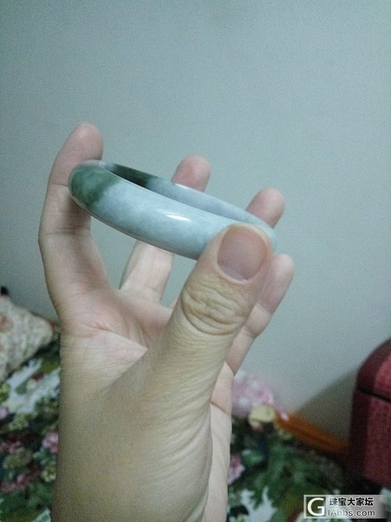 送给妈妈的镯子，大家看，漂亮不?_手镯翡翠