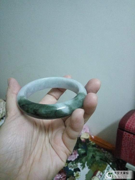送给妈妈的镯子，大家看，漂亮不?_手镯翡翠
