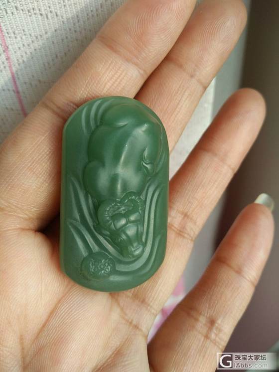 俄碧牛转乾坤_翡翠