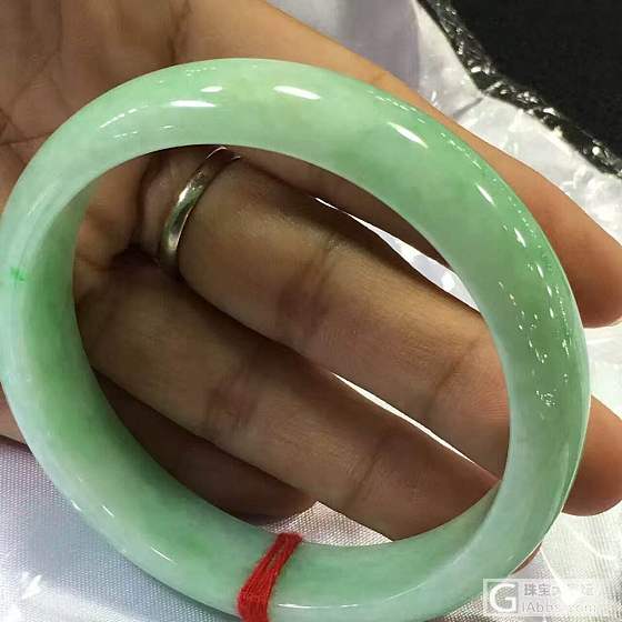 求购60翡翠手镯，给老妈的。价格3000-4000左右吧_手镯翡翠