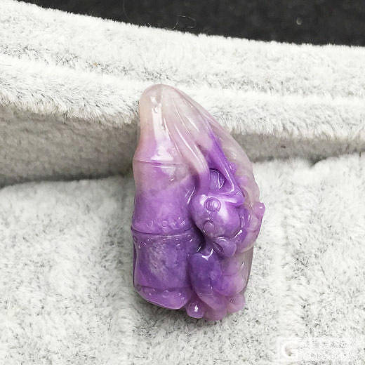 下午闲暇时光，晒一晒蝙蝠吊坠。_吊坠舒俱来