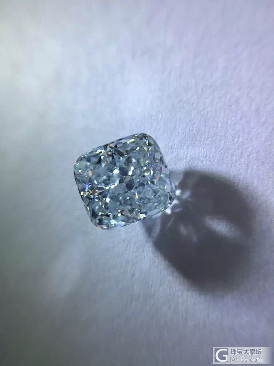 收藏级天然蓝钻 1.31ct  喜欢蓝钻的朋友可以联系看货😄_彩钻