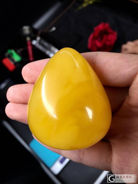 打磨过程，求赞_蜜蜡打磨原石