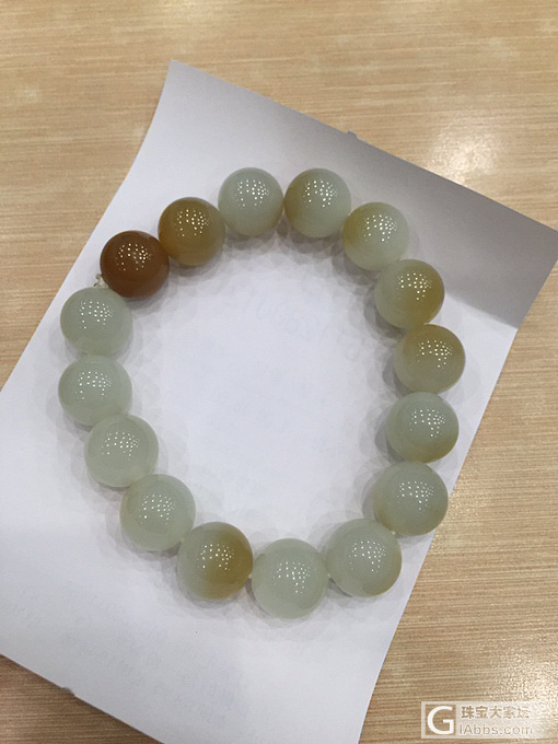 且末白糖手串～纠结要不要留⋯⋯_珠串和田玉