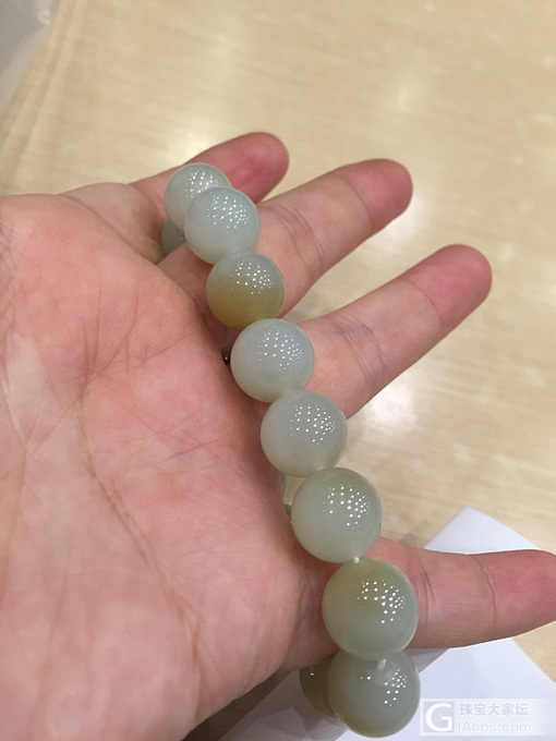 且末白糖手串～纠结要不要留⋯⋯_珠串和田玉