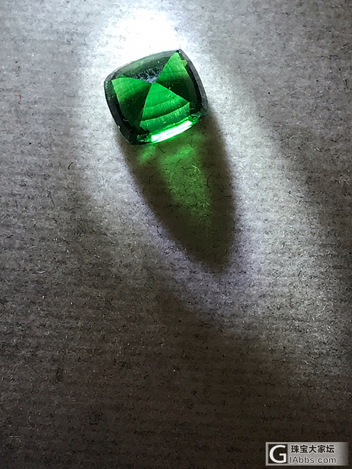 看了这么多我还是选这个沙弗莱_刻面宝石沙弗莱