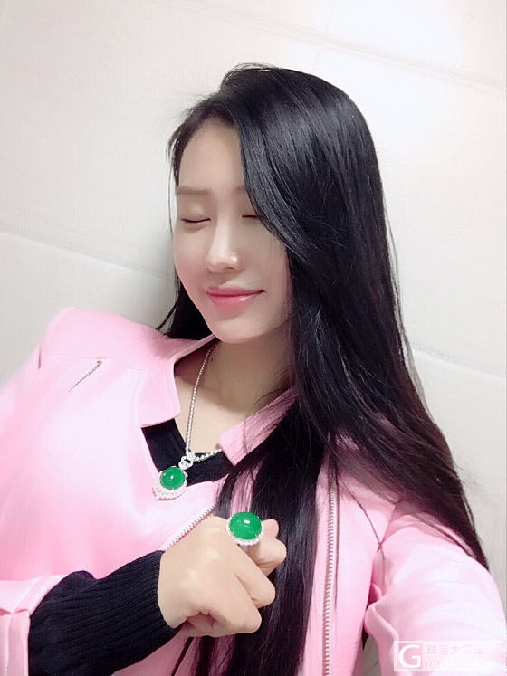 蛋面套装 大家估价多少呢？_翡翠