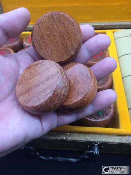 缅甸花梨象棋，无瑕疵，无拼补，规格4.8，带皮箱棋谱，喜欢😘么么哒_木
