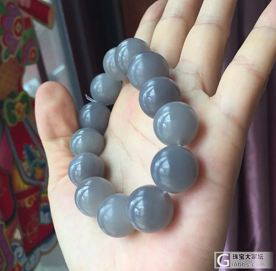 收了一串烟紫，借下妹子的图，还没收到。_珠串和田玉
