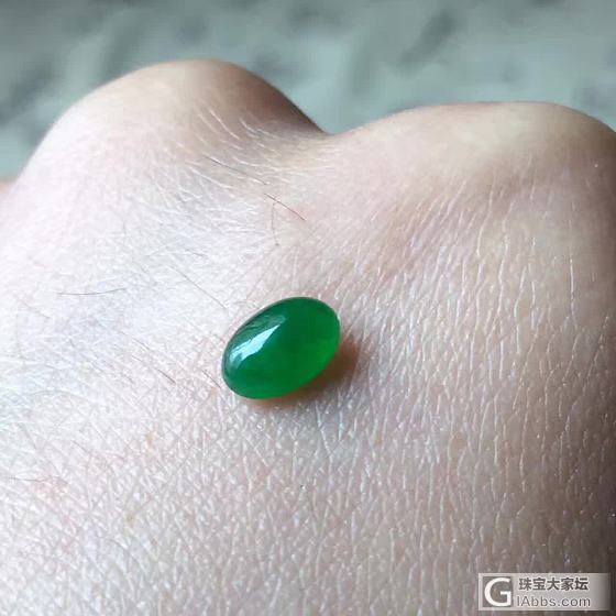 浓浓的，阳阳的，绿绿的_蛋面翡翠