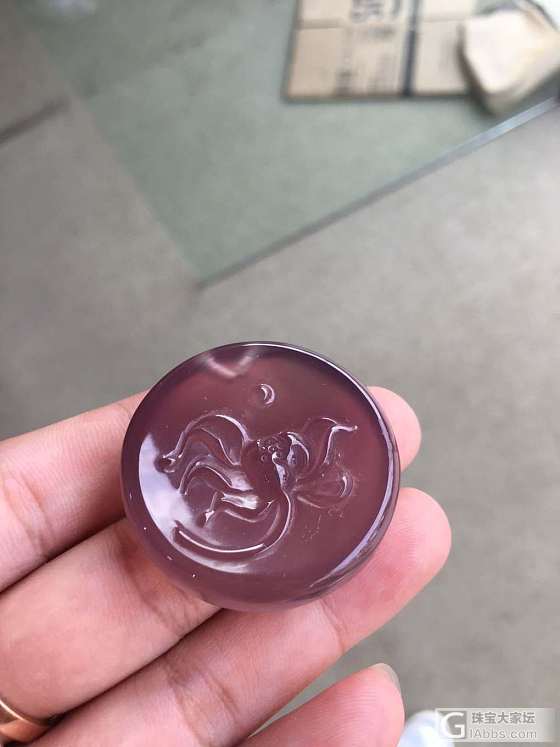 巴西紫玉髓雕花_玉髓
