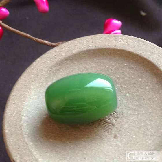 💰460/颗。粉绿色老料桶珠，万能配20*14_碧玉