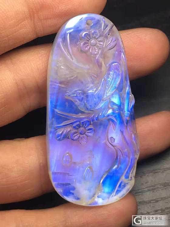 好货多晒晒😏_南红挂件月光石珠串
