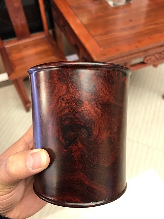 最近收的两个海南黄花梨满留疤首饰盒和一串满鬼脸手串_海南黄花梨