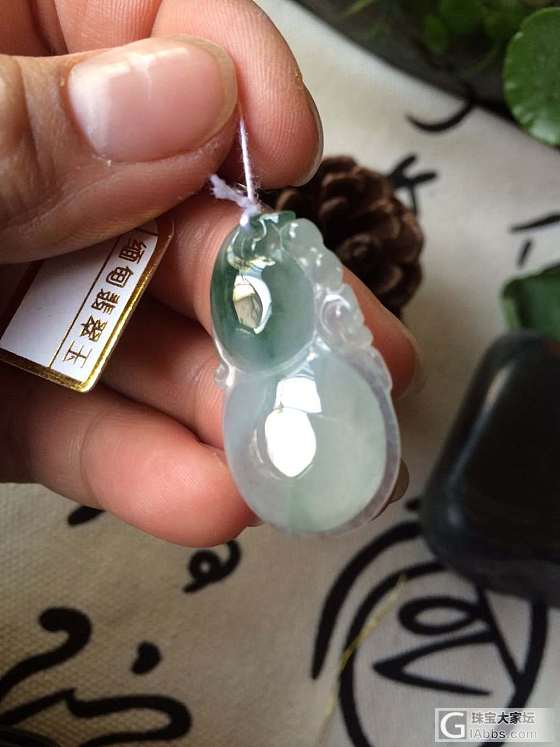 天然翡翠飘花葫芦！_挂件翡翠