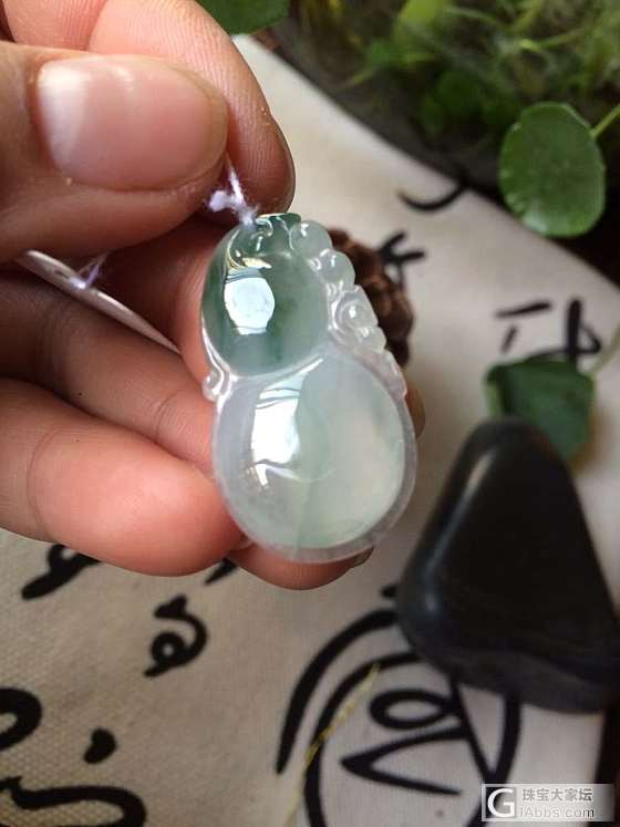 天然翡翠飘花葫芦！_挂件翡翠