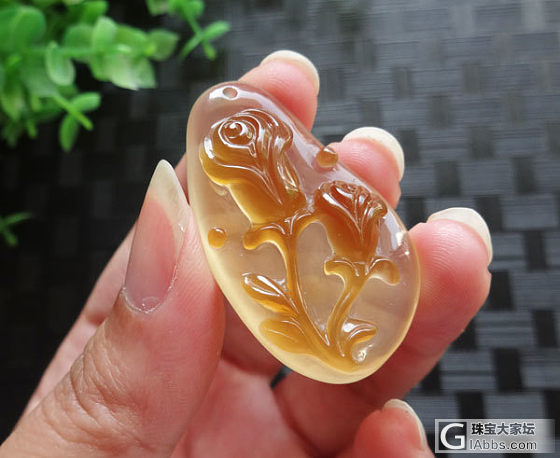 两朵玫瑰_挂件玉髓