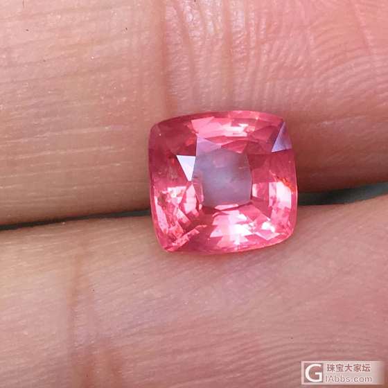 粉橙色尖晶_尖晶石刻面宝石