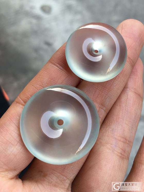 辣眼睛的扣，好喜欢_平安扣翡翠