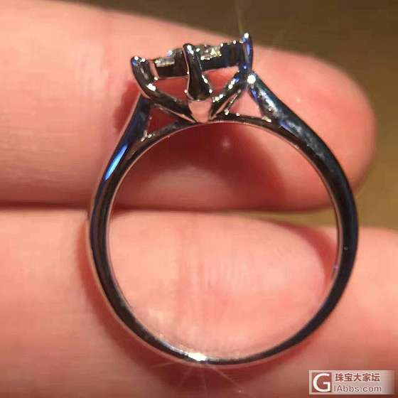 新品_钻石戒指