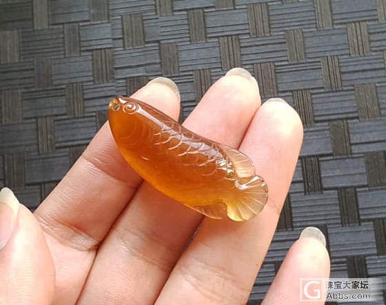 金龙鱼_挂件玉髓