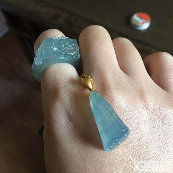 年前回血_珠串戒指和田玉翡翠