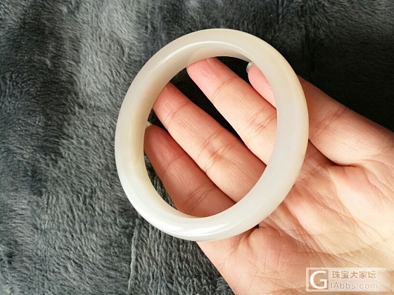 藕粉手镯59.5mm 1960_和田玉