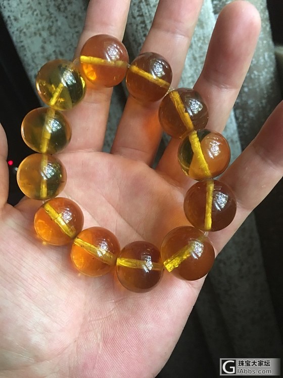 看看我这个缅甸金兰珀咋样哈_琥珀珠串