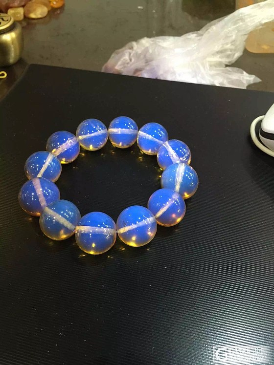 看看我这个缅甸金兰珀咋样哈_琥珀珠串