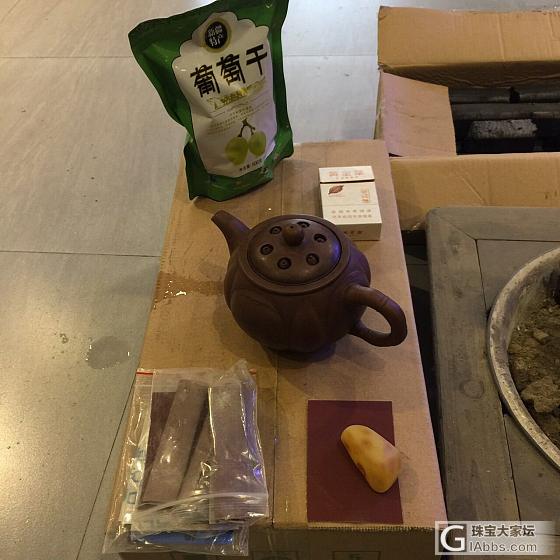 没事磨颗蜜蜡打发时间。_蜜蜡打磨