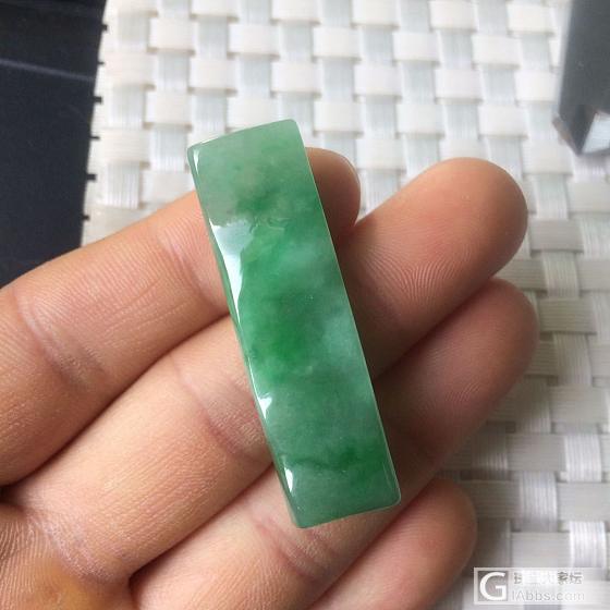 飘逸，灵动，随和_挂件翡翠