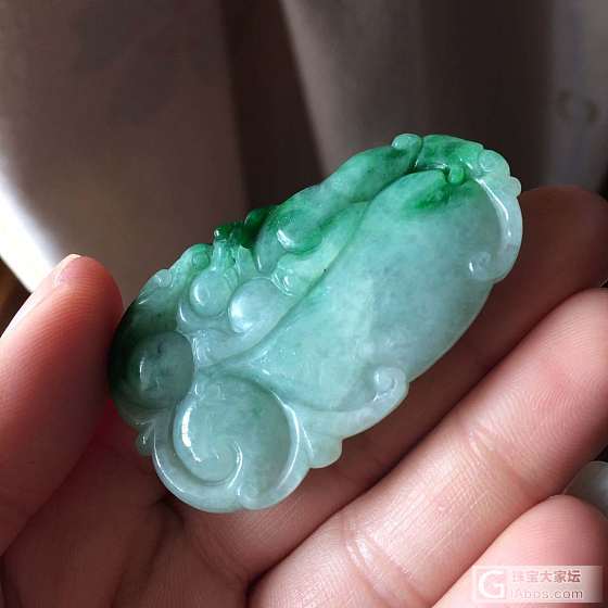 出手里的便宜货，明年想屯些精品小件_翡翠