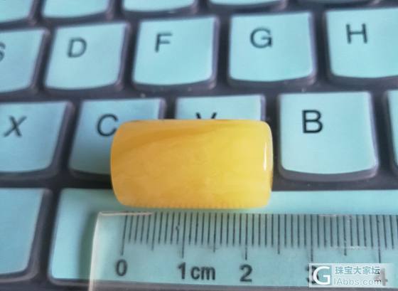蜜蜡桶珠手工打孔_蜜蜡打磨