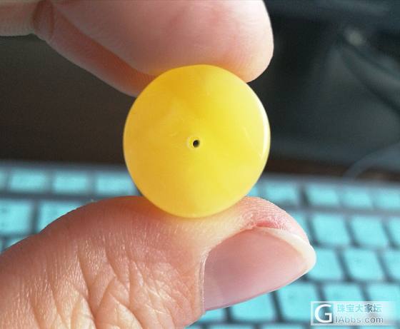 蜜蜡桶珠手工打孔_蜜蜡打磨