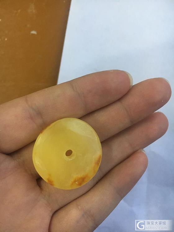 晒晒自己最近做的几个小件_菩提子打磨琥珀蜜蜡