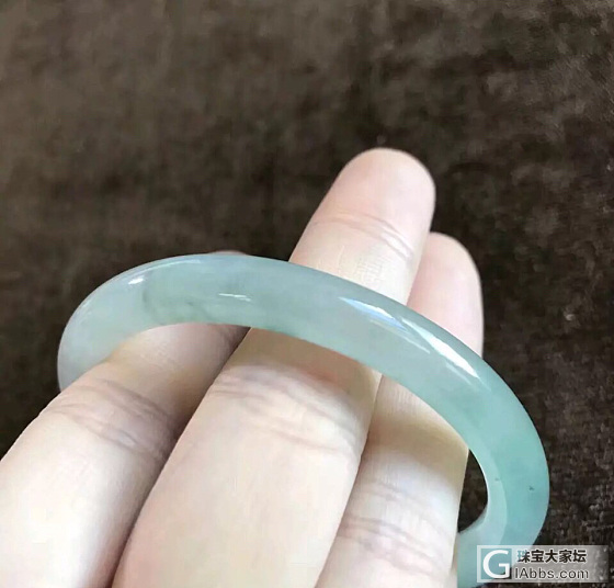 想入个入门镯，大神们能给估个价吗_手镯翡翠
