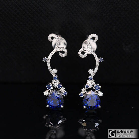 【悠然亭珠宝】18k金镶钻皇家蓝蓝宝石耳钉，非常漂亮。_蓝宝石耳钉