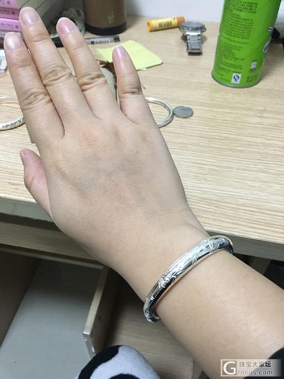 收到陈记的竹子镯子了！尺寸真合适，挺满意的！_手镯银