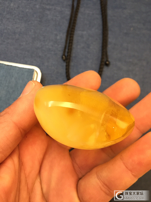 精品大牌子_挂件琥珀蜜蜡