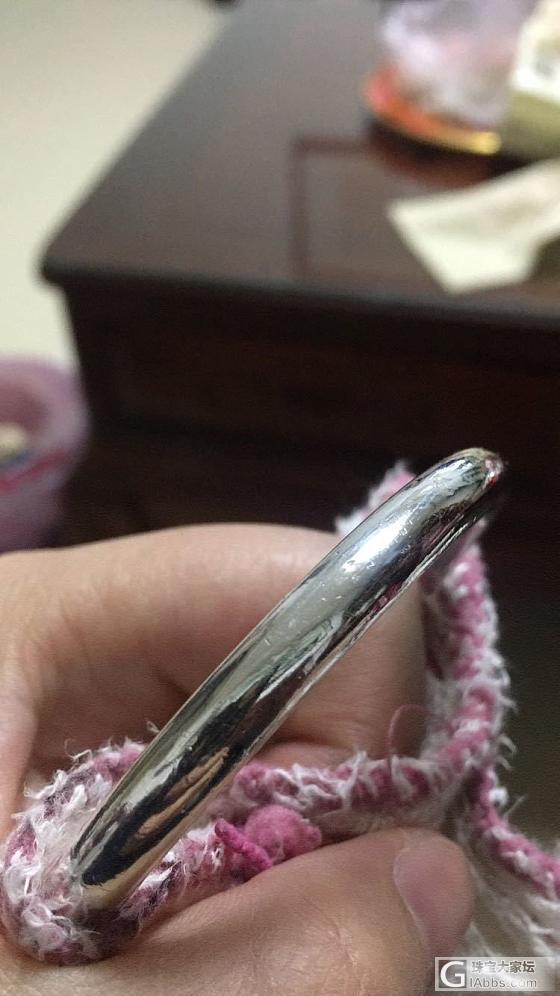 累死我了，玛瑙刀就是比擦银棒好使！可是小磕碰还是没办法啊！求大神支招！_手镯银