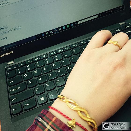 太阳好，小金子们见面晒一晒_金手镯手链戒指
