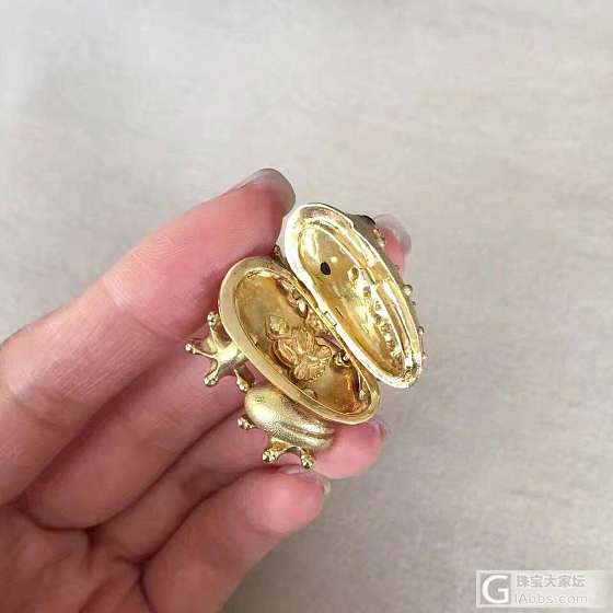 招财金蟾_K金吊坠