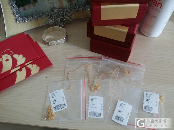 潮宏基这次不错哦_手链项链金