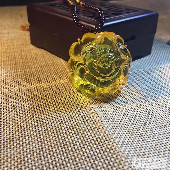 琥珀蜜蜡之美_琥珀蜜蜡