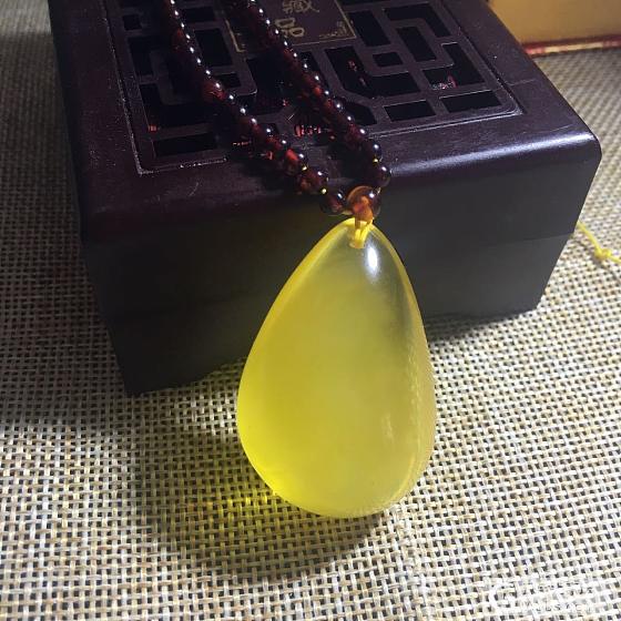 琥珀蜜蜡之美_琥珀蜜蜡