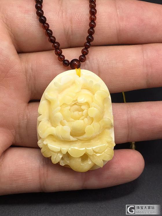 金绞蜜,白的不算多，40g大貔貅挂件，克价多少收合适呢_挂件琥珀蜜蜡