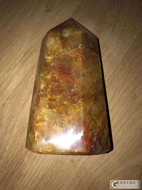 请各位前辈看看这是那种品种水晶有知道的请指点一下_水晶