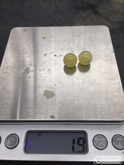 两颗11.4珠子以打孔 150出不包邮_蜜蜡配件
